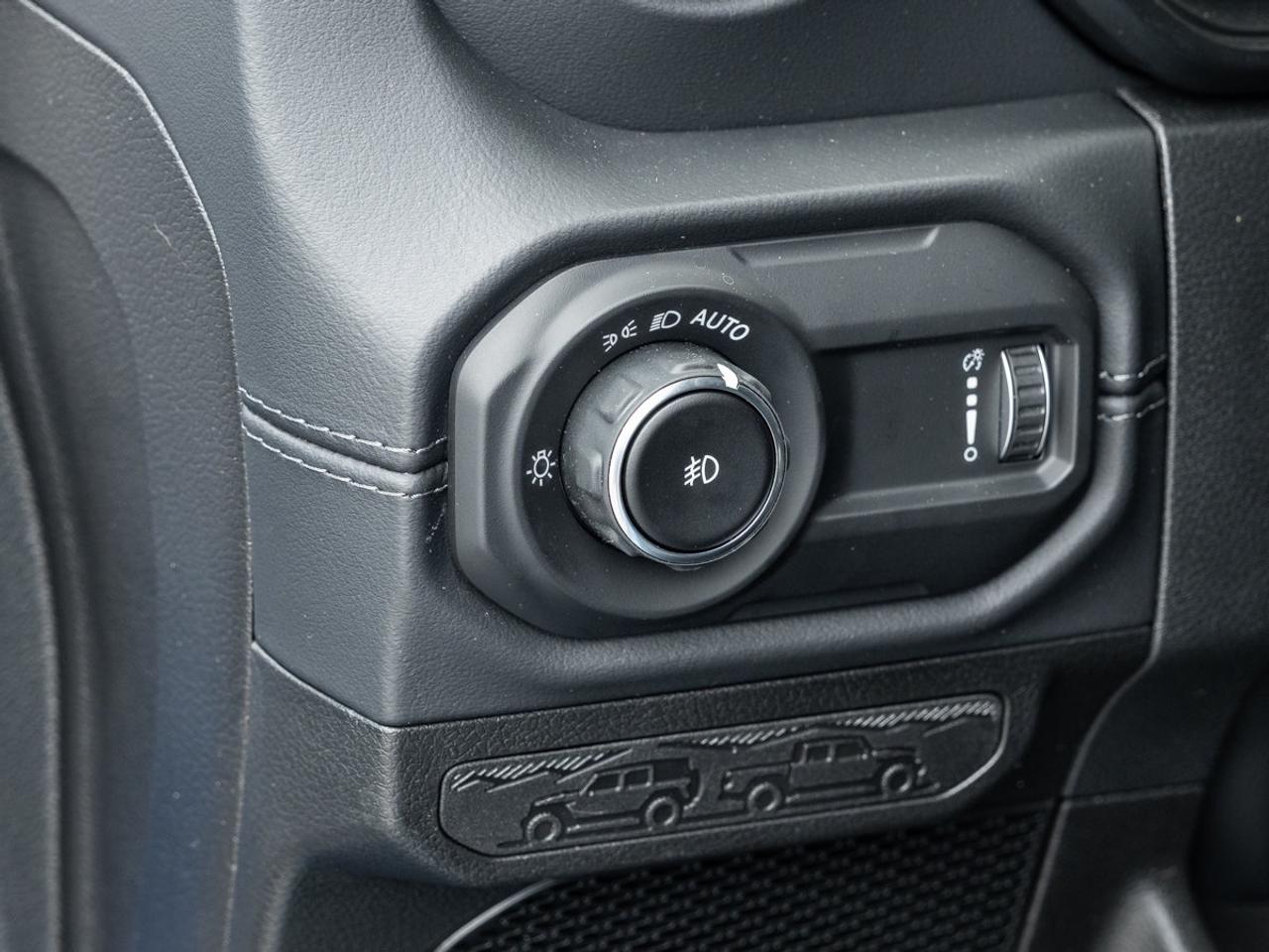 2026 Jeep Wrangler 4-Door SAHARA Photo