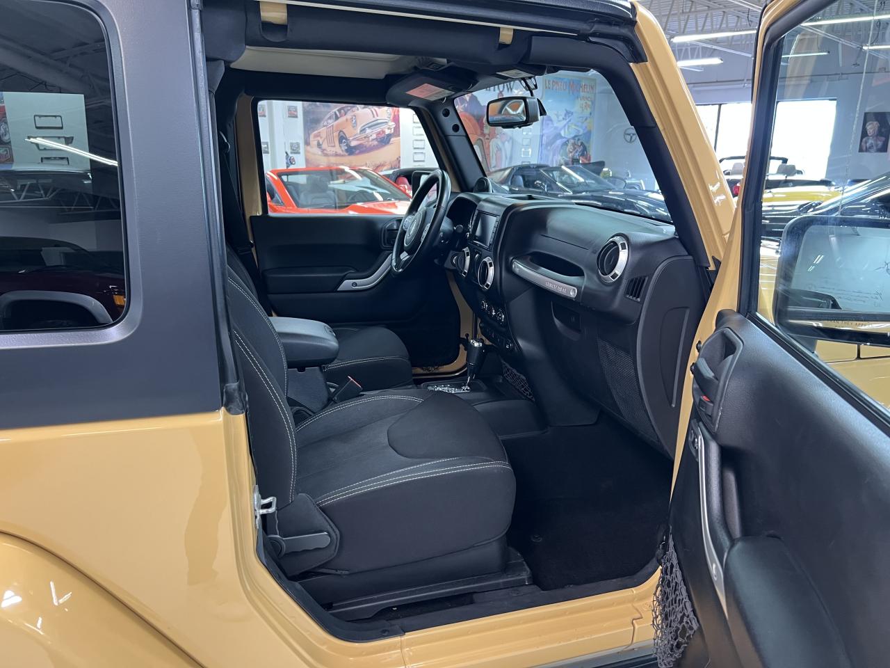 2014 Jeep Wrangler Sahara Photo