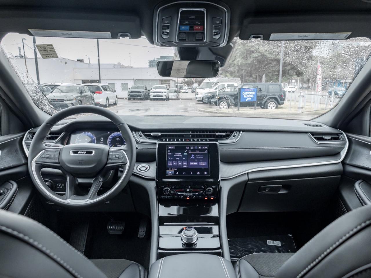 2025 Jeep Grand Cherokee Laredo Altitude Photo