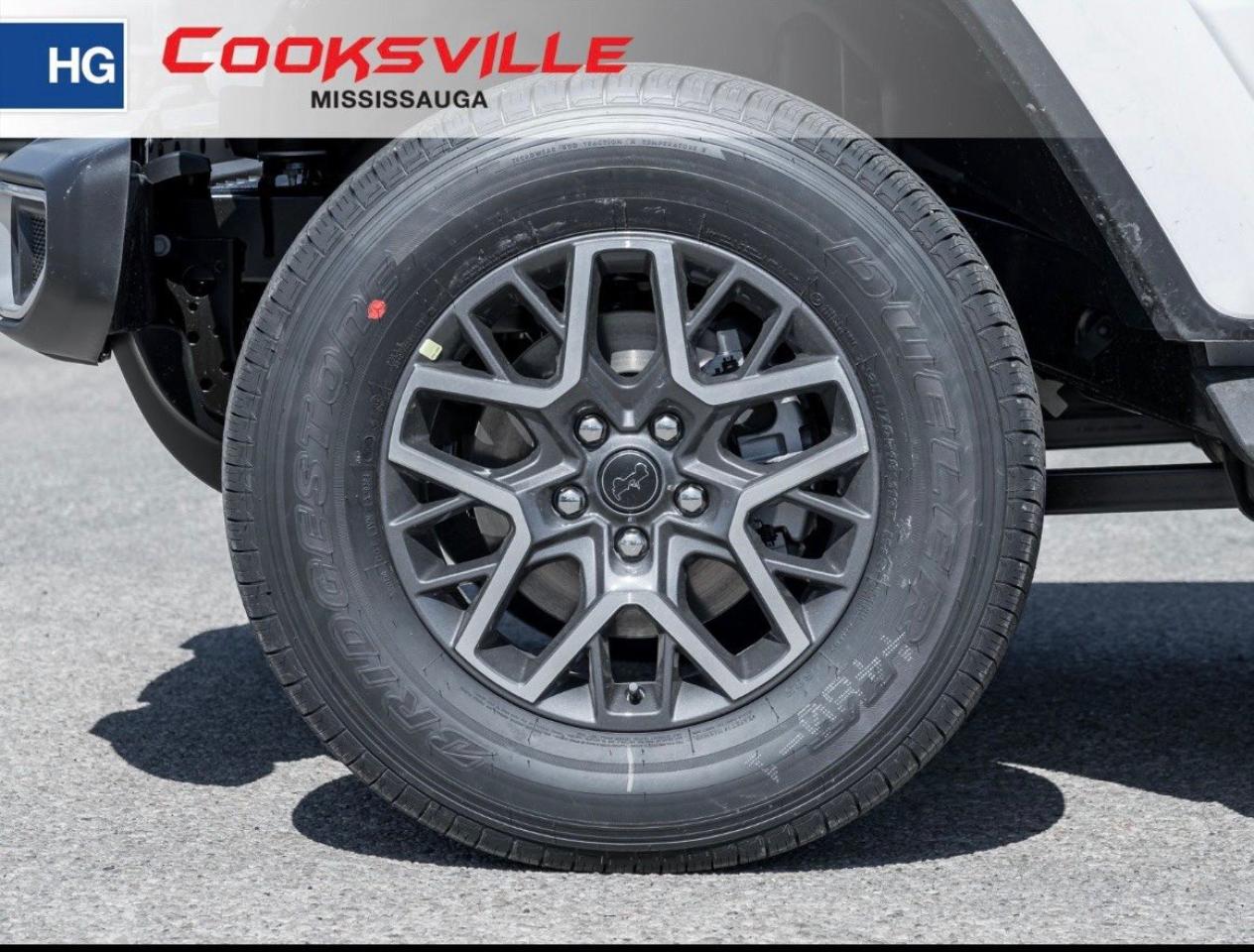 2025 Jeep Wrangler Sahara 4 Door 4x4 Photo3