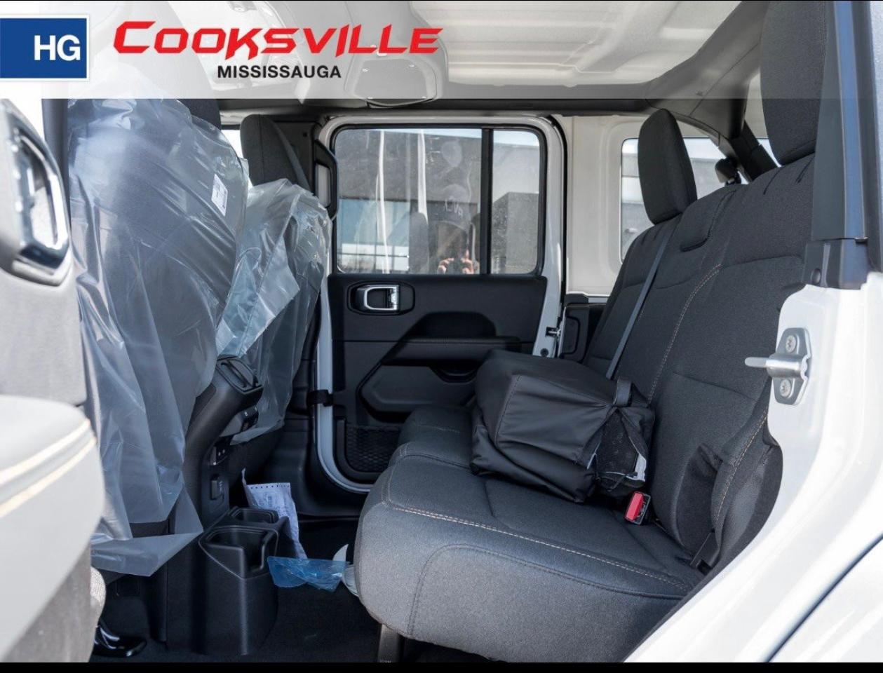 2025 Jeep Wrangler Sahara 4 Door 4x4 Photo