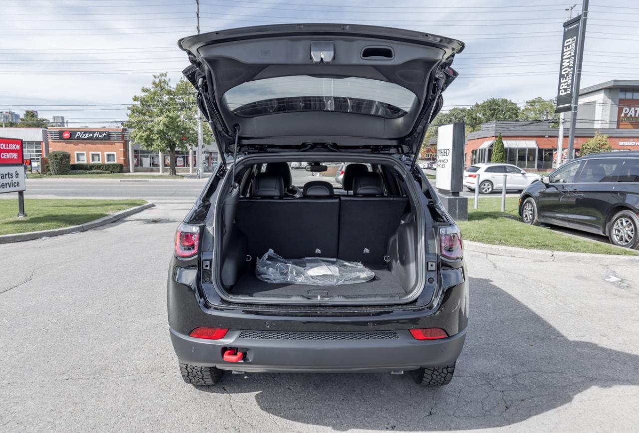 2026 Jeep Compass Trailhawk Photo