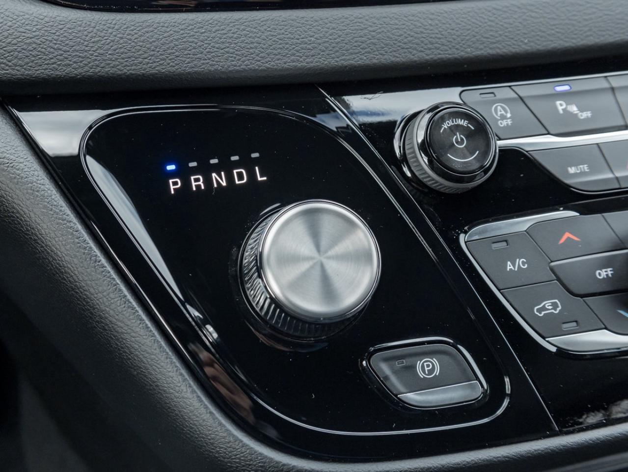 2026 Chrysler Grand Caravan SXT Photo