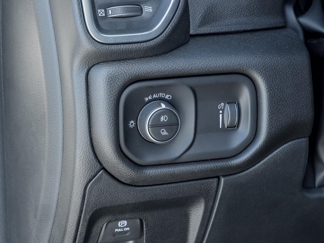 2026 RAM 1500 Express Photo