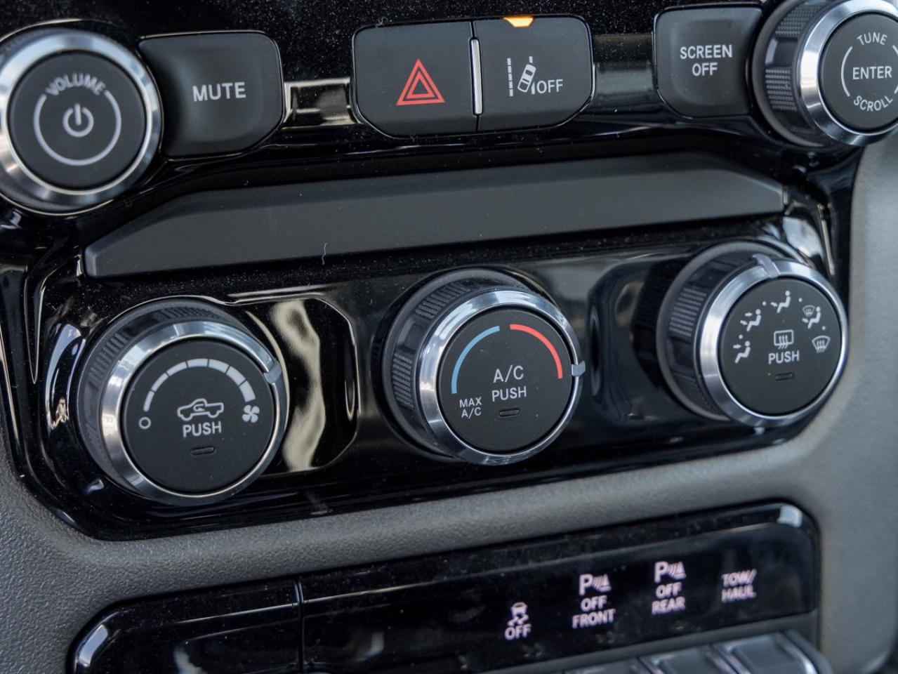 2026 RAM 1500 Express Photo