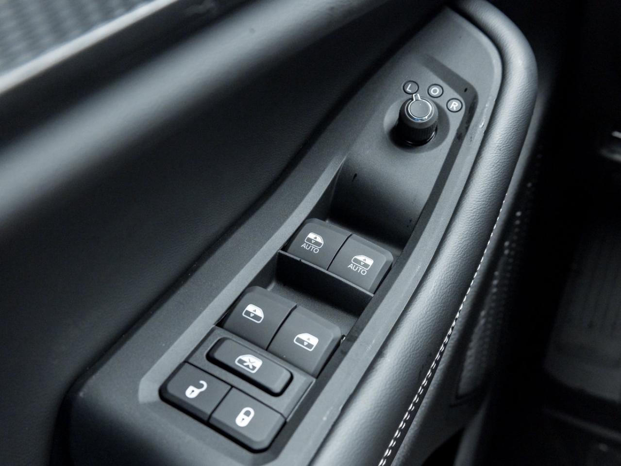 2025 Jeep Grand Cherokee Laredo Altitude Photo