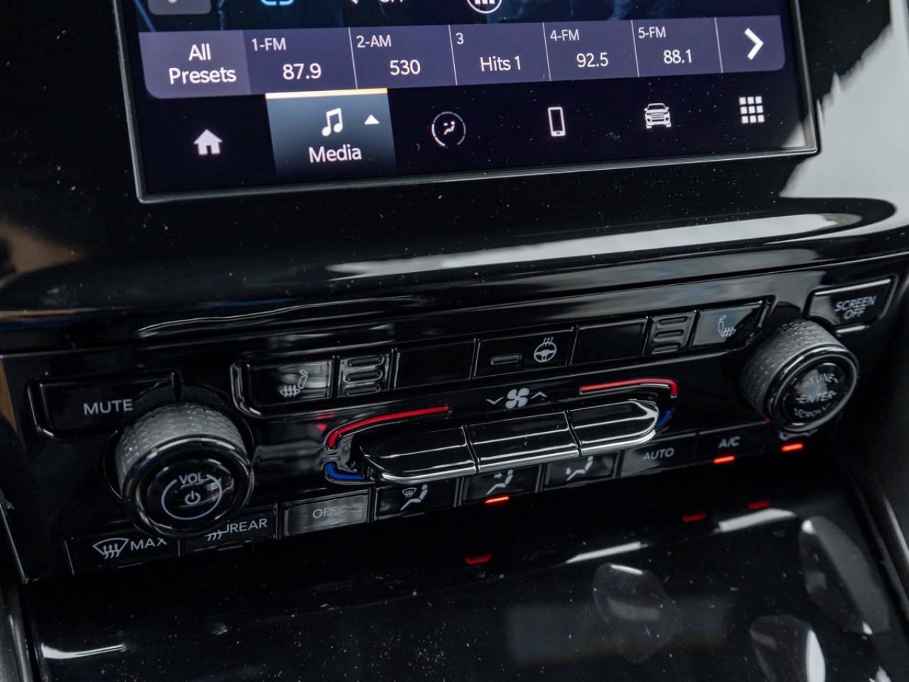 2025 Jeep Grand Cherokee Laredo Altitude Photo