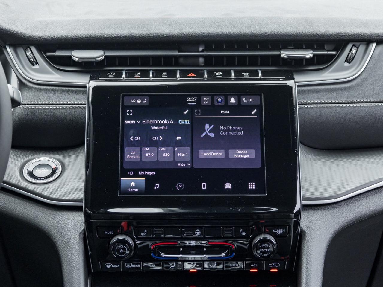 2025 Jeep Grand Cherokee Laredo Altitude Photo