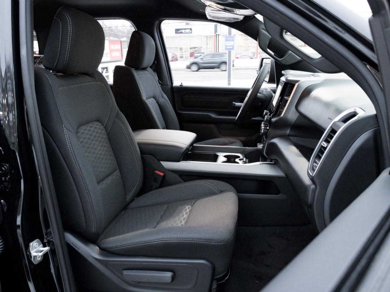 2026 RAM 1500 Express Photo