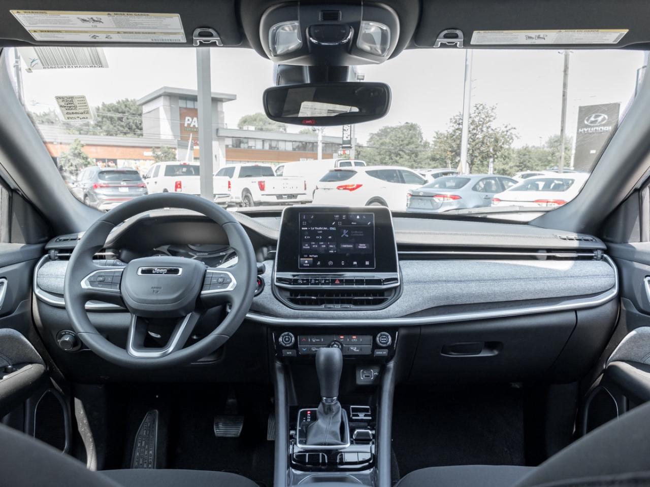 2025 Jeep Compass Sport Photo