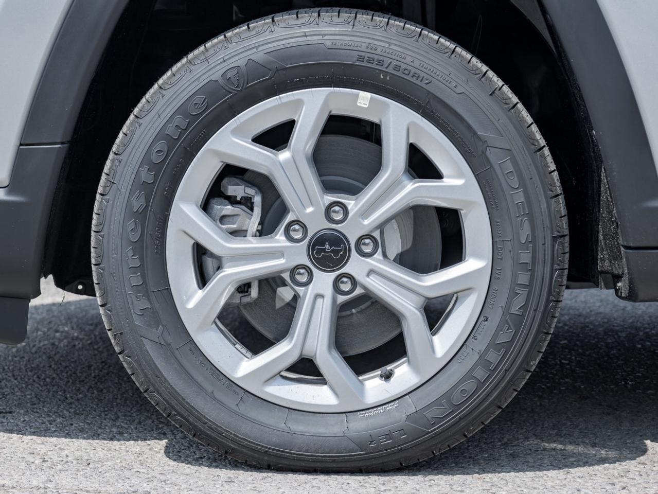 2025 Jeep Compass Sport Photo3