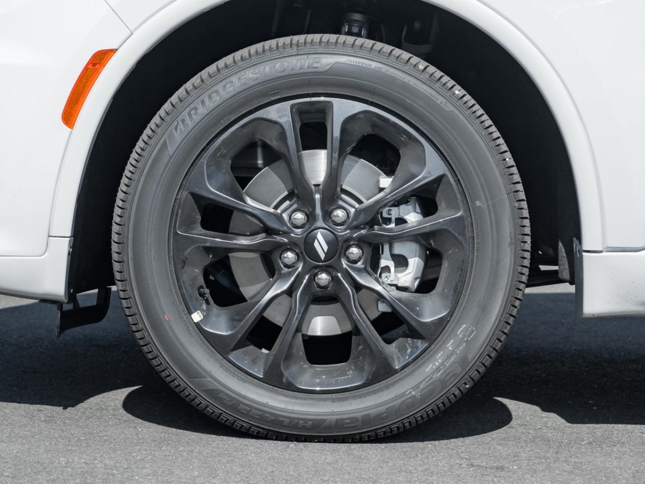 2026 Dodge Durango GT Photo3