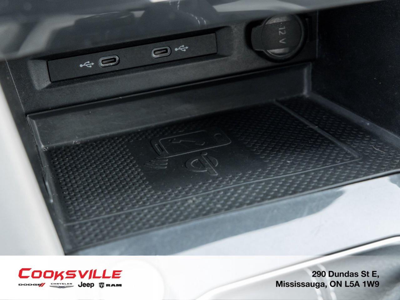 2022 Volkswagen Tiguan Highline 2.0T 8sp at w/Tip 4M Photo