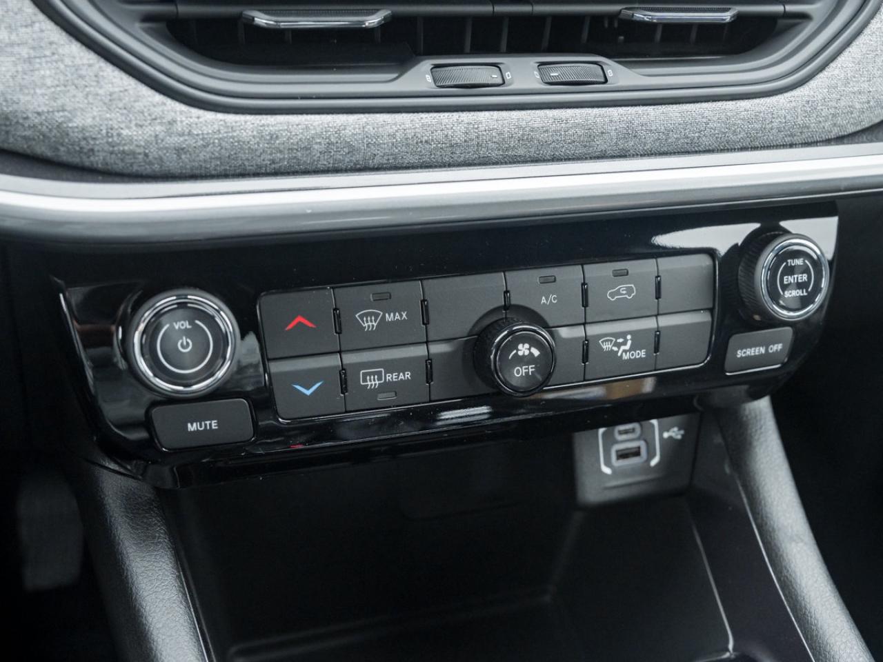 2025 Jeep Compass Sport Photo