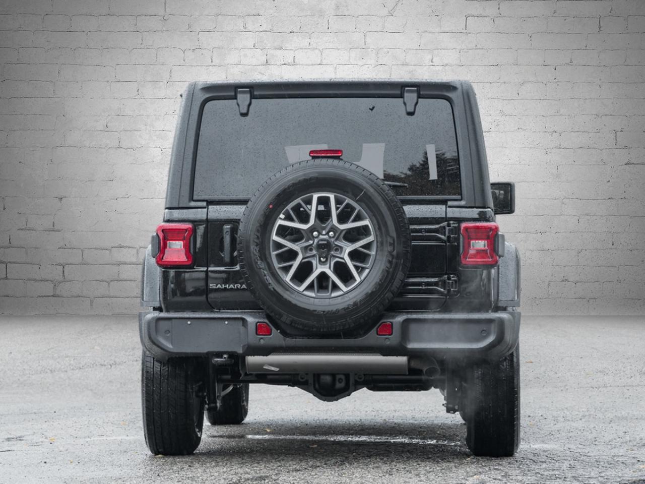 2025 Jeep Wrangler 4-Door SAHARA Photo