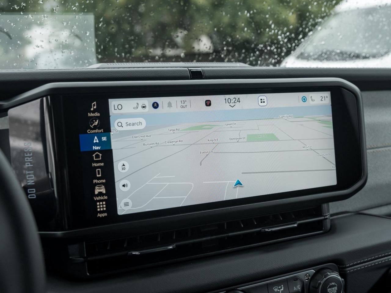 2025 Jeep Wrangler 4-Door SAHARA Photo