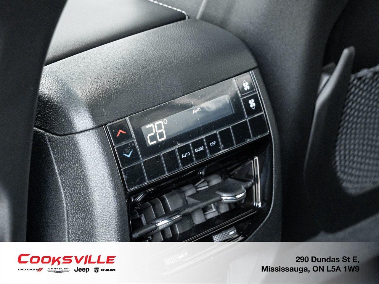 2025 Jeep Grand Cherokee L ALTITUDE Photo