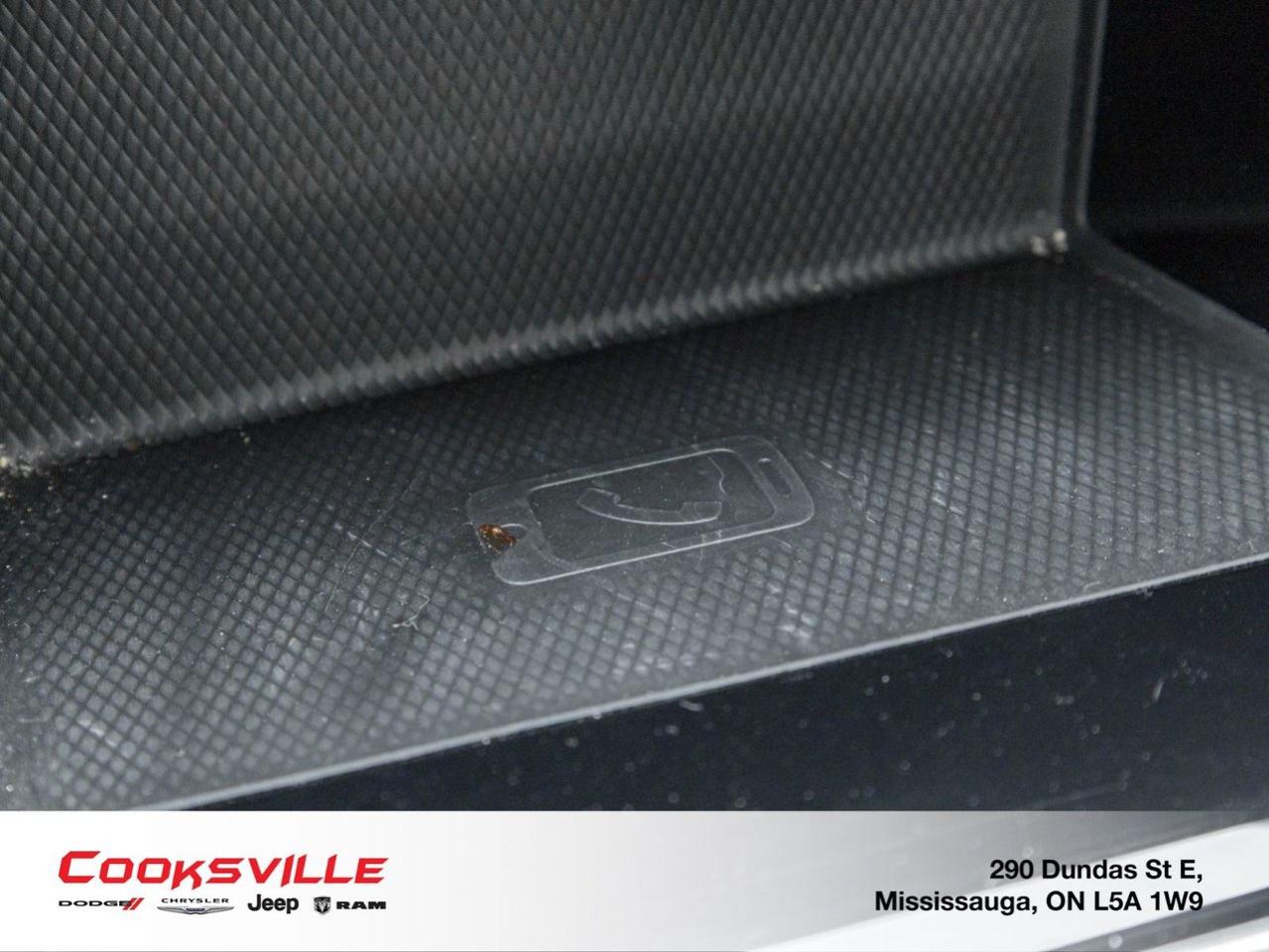 2024 Volkswagen Golf R 2.0T 7Sp at DSG w/Tip Photo