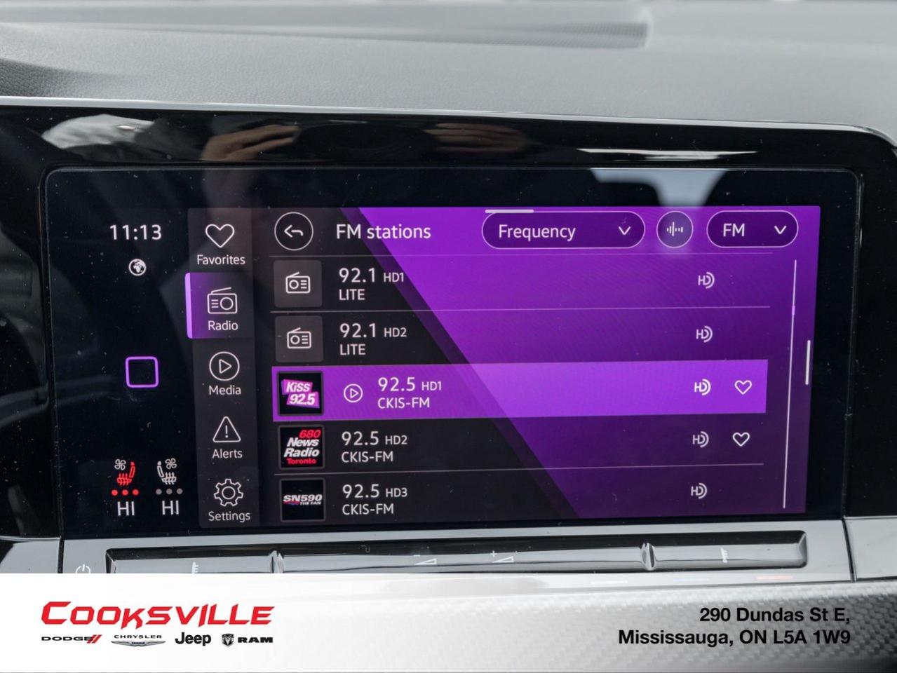 2024 Volkswagen Golf R 2.0T 7Sp at DSG w/Tip Photo