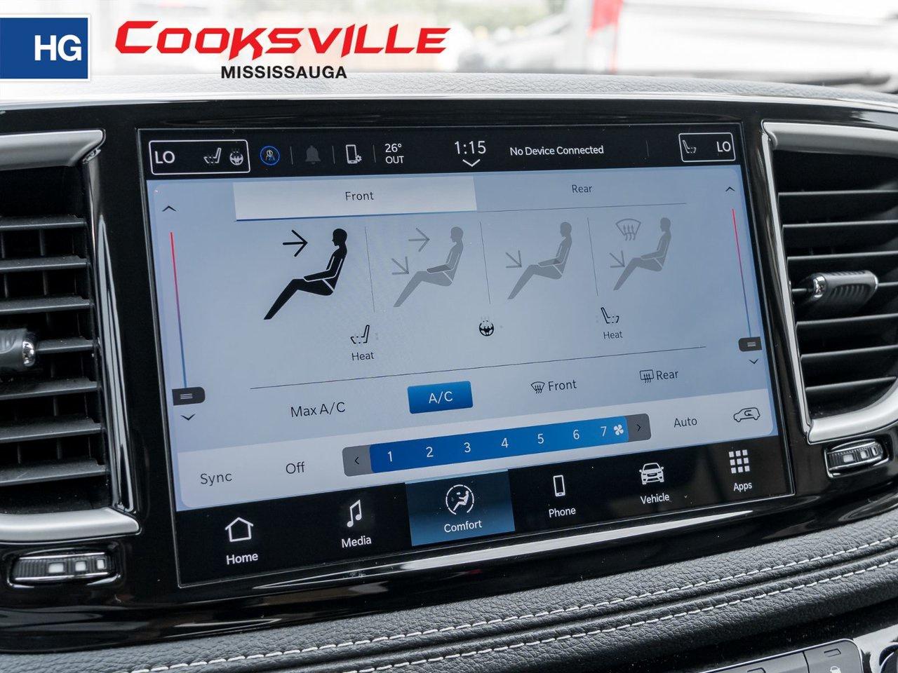 2024 Chrysler Pacifica TOURING-L FWD Photo