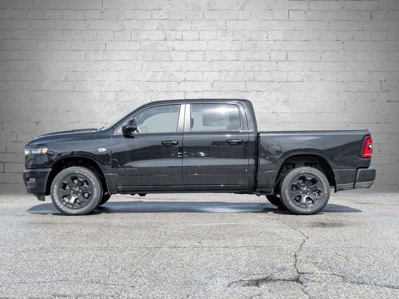 2026 RAM 1500 SPORT Photo3