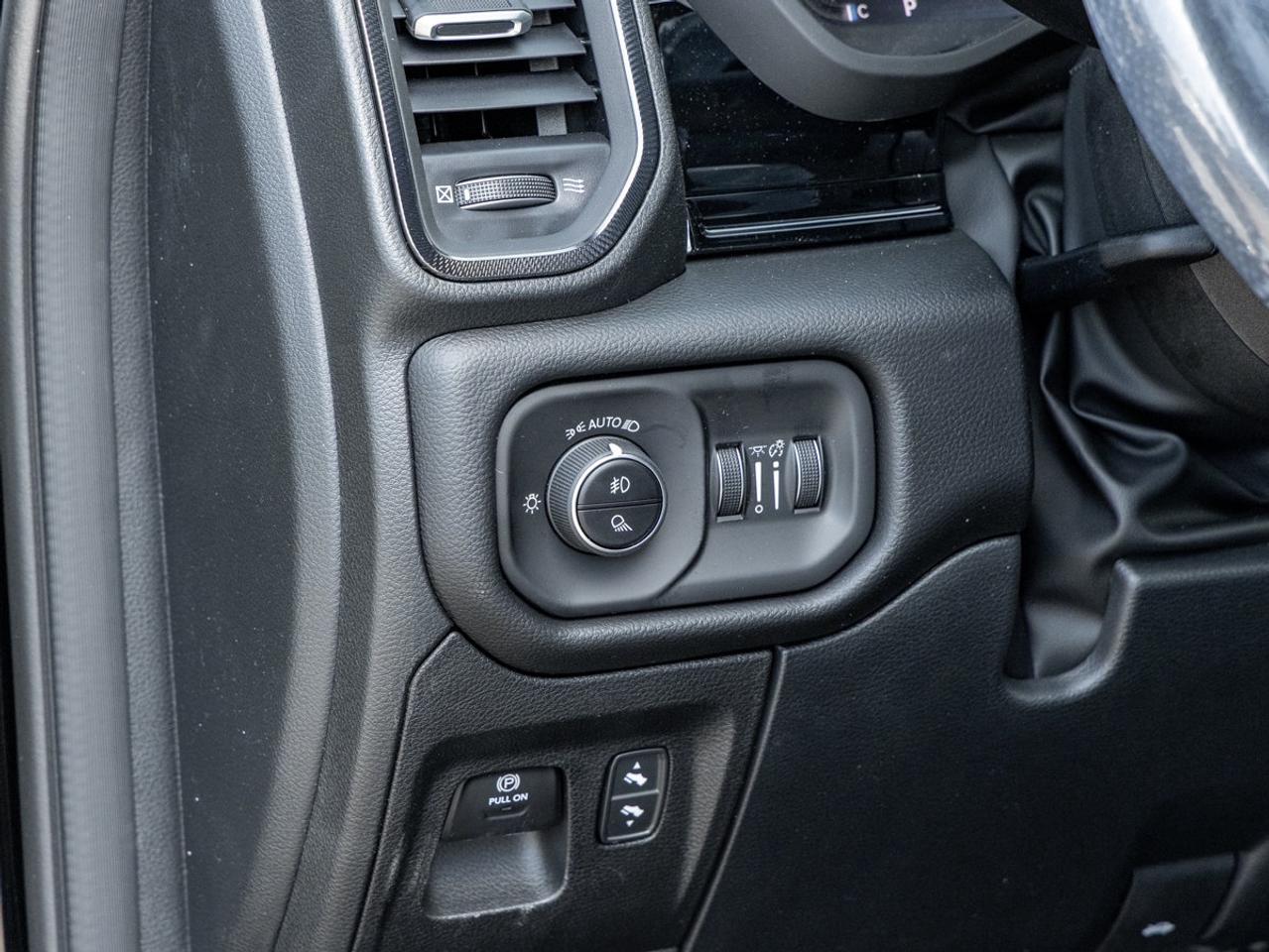 2026 RAM 1500 SPORT Photo