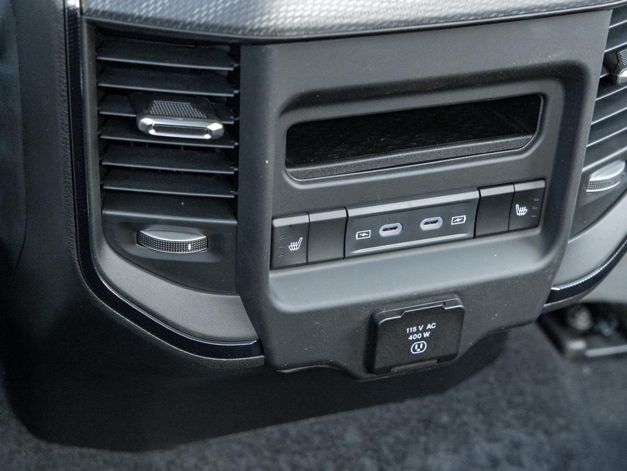 2026 RAM 1500 SPORT Photo