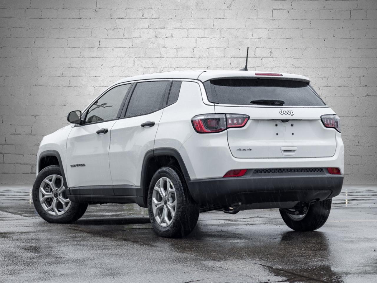 2025 Jeep Compass Sport Photo4