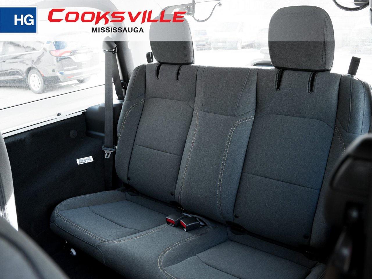 2026 Jeep Wrangler SPORT Photo