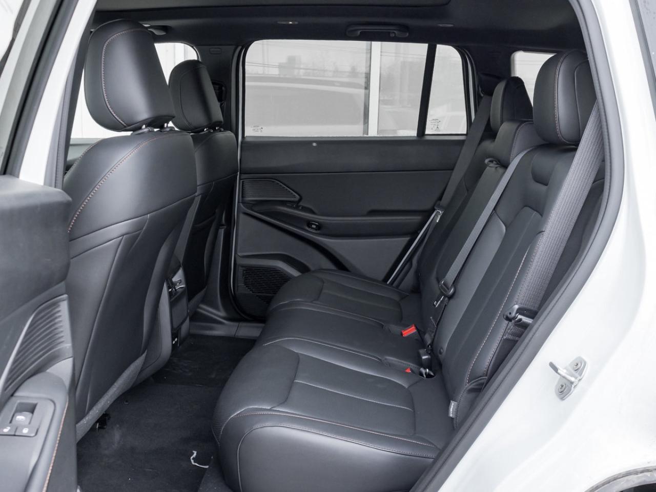 2026 Jeep Cherokee Limited Photo