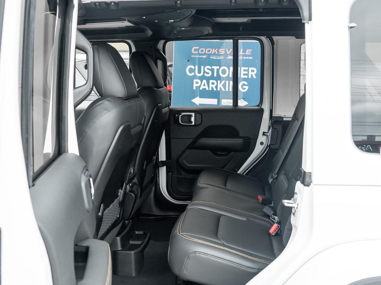 2026 Jeep Wrangler 4-Door SAHARA Photo