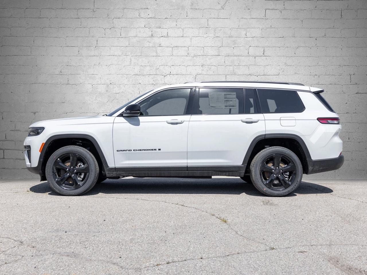 2026 Jeep Grand Cherokee L ALTITUDE Photo2
