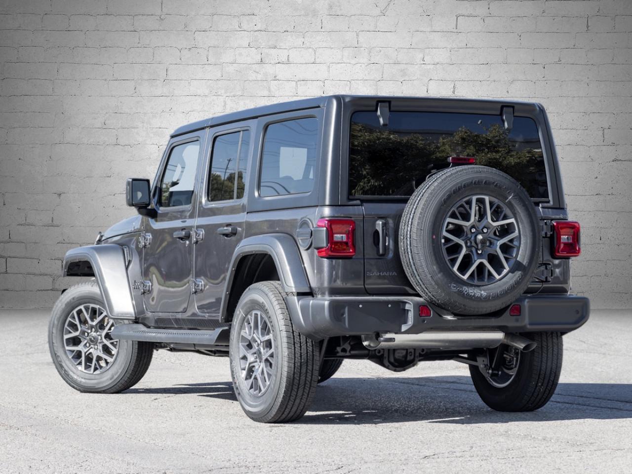 2025 Jeep Wrangler 4-Door SAHARA Photo