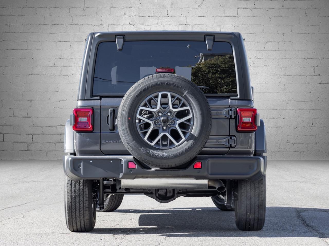 2025 Jeep Wrangler 4-Door SAHARA Photo