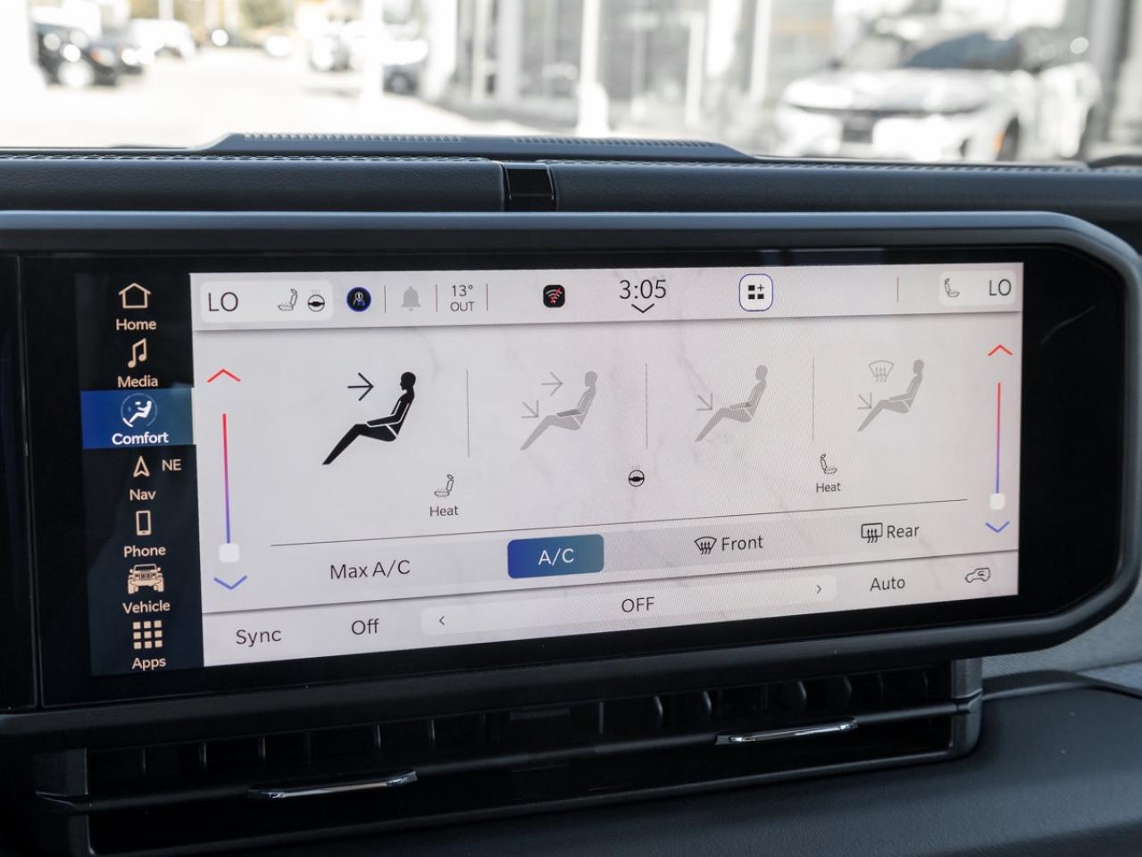 2025 Jeep Wrangler 4-Door SAHARA Photo