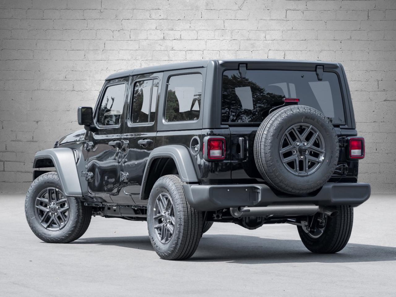 2025 Jeep Wrangler 4-Door SPORT S Photo4