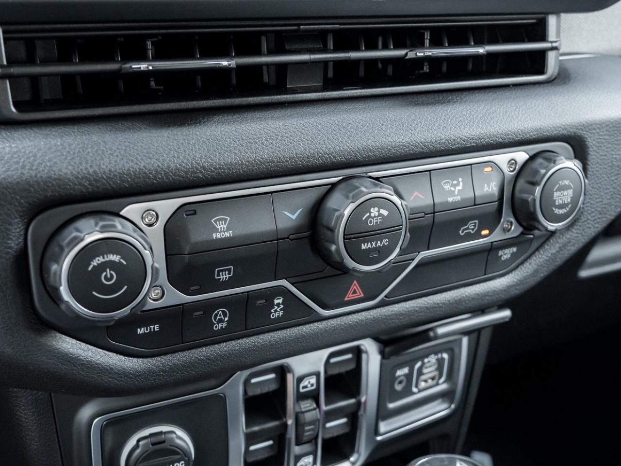 2025 Jeep Wrangler 4-Door SPORT S Photo