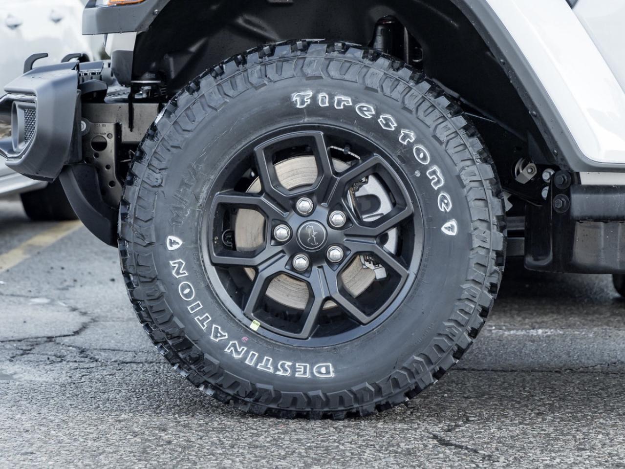 2026 Jeep Gladiator Willys Photo3