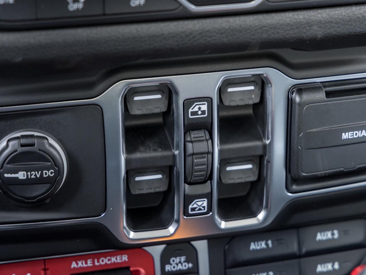 2026 Jeep Gladiator Willys Photo