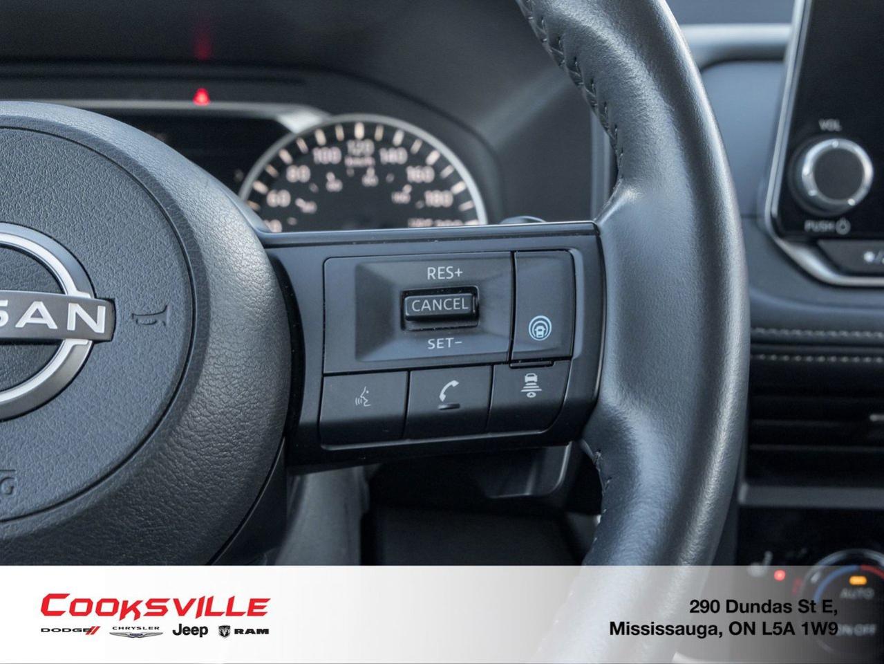 2024 Nissan Rogue AWD SV Moonroof Photo