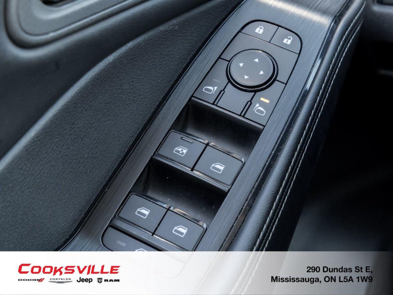 2024 Nissan Rogue AWD SV Moonroof Photo