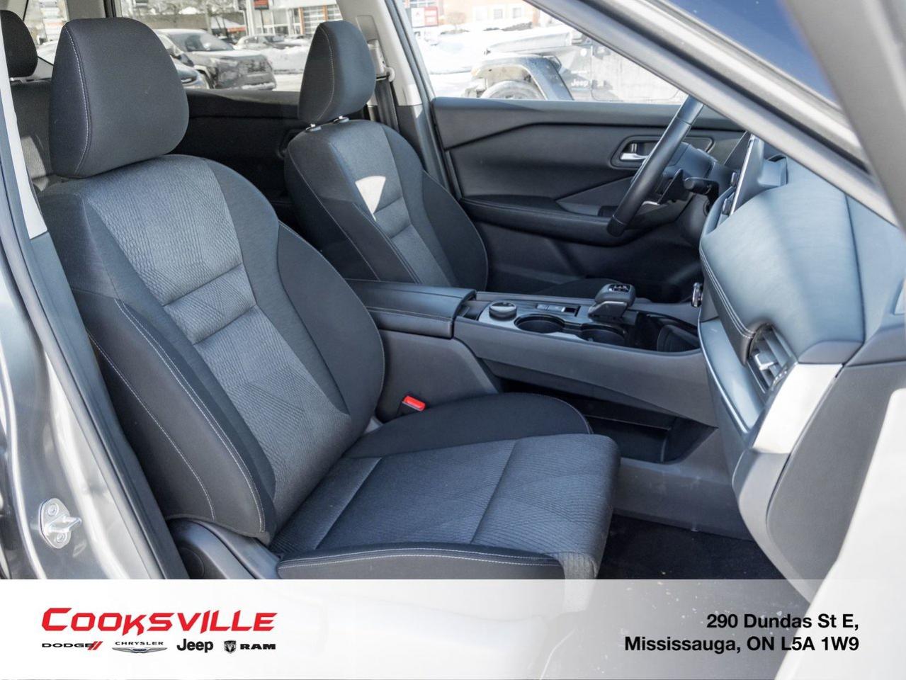 2024 Nissan Rogue AWD SV Moonroof Photo