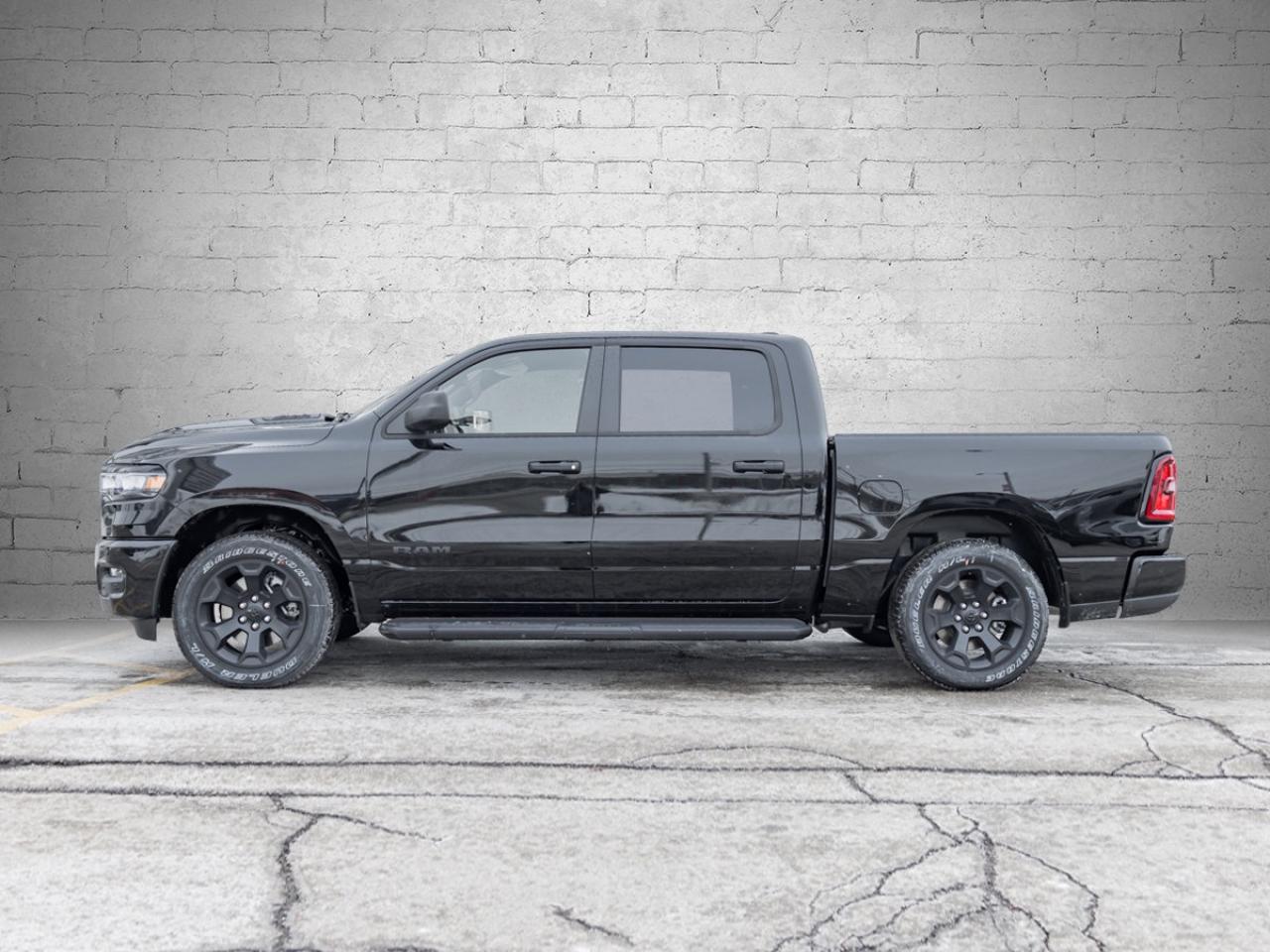 2026 RAM 1500 Express Photo2