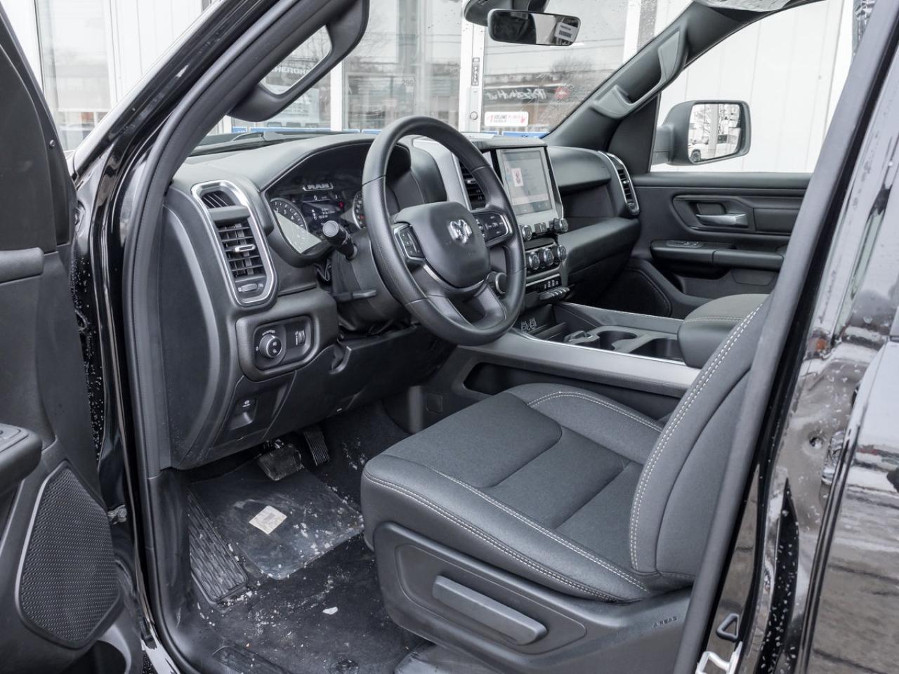 2026 RAM 1500 Express Photo