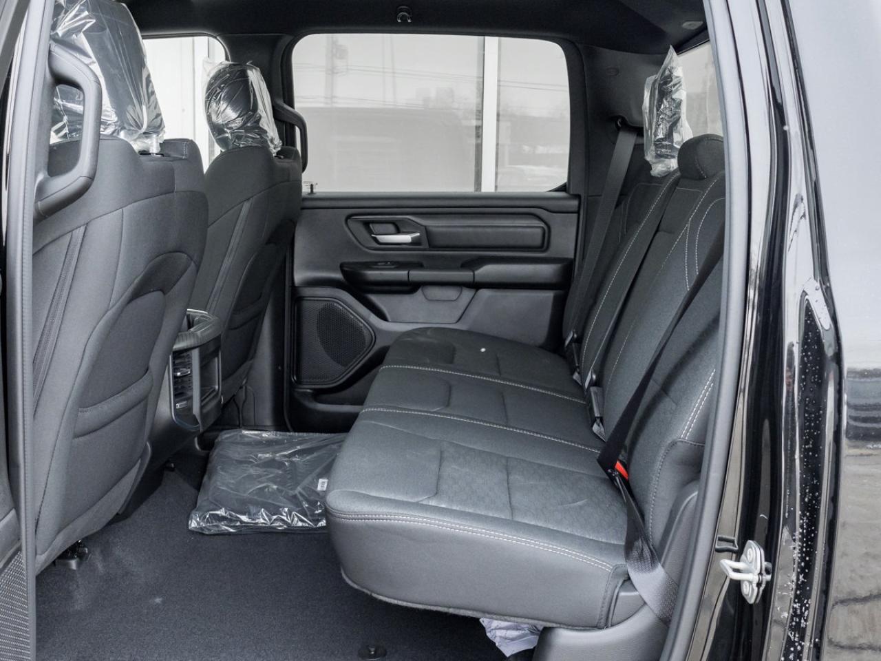 2026 RAM 1500 Express Photo