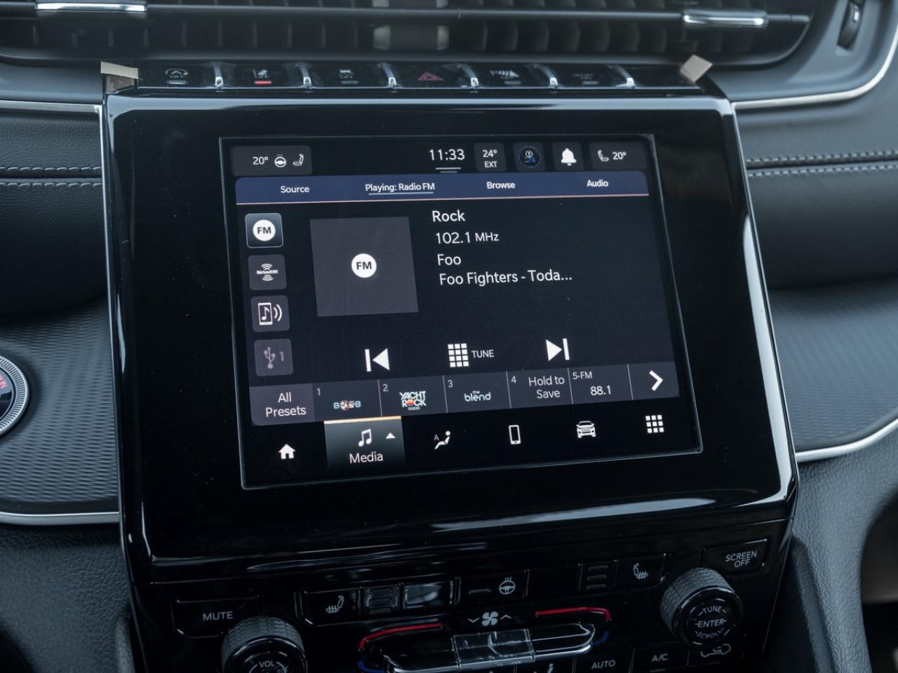 2025 Jeep Grand Cherokee Laredo Altitude Photo