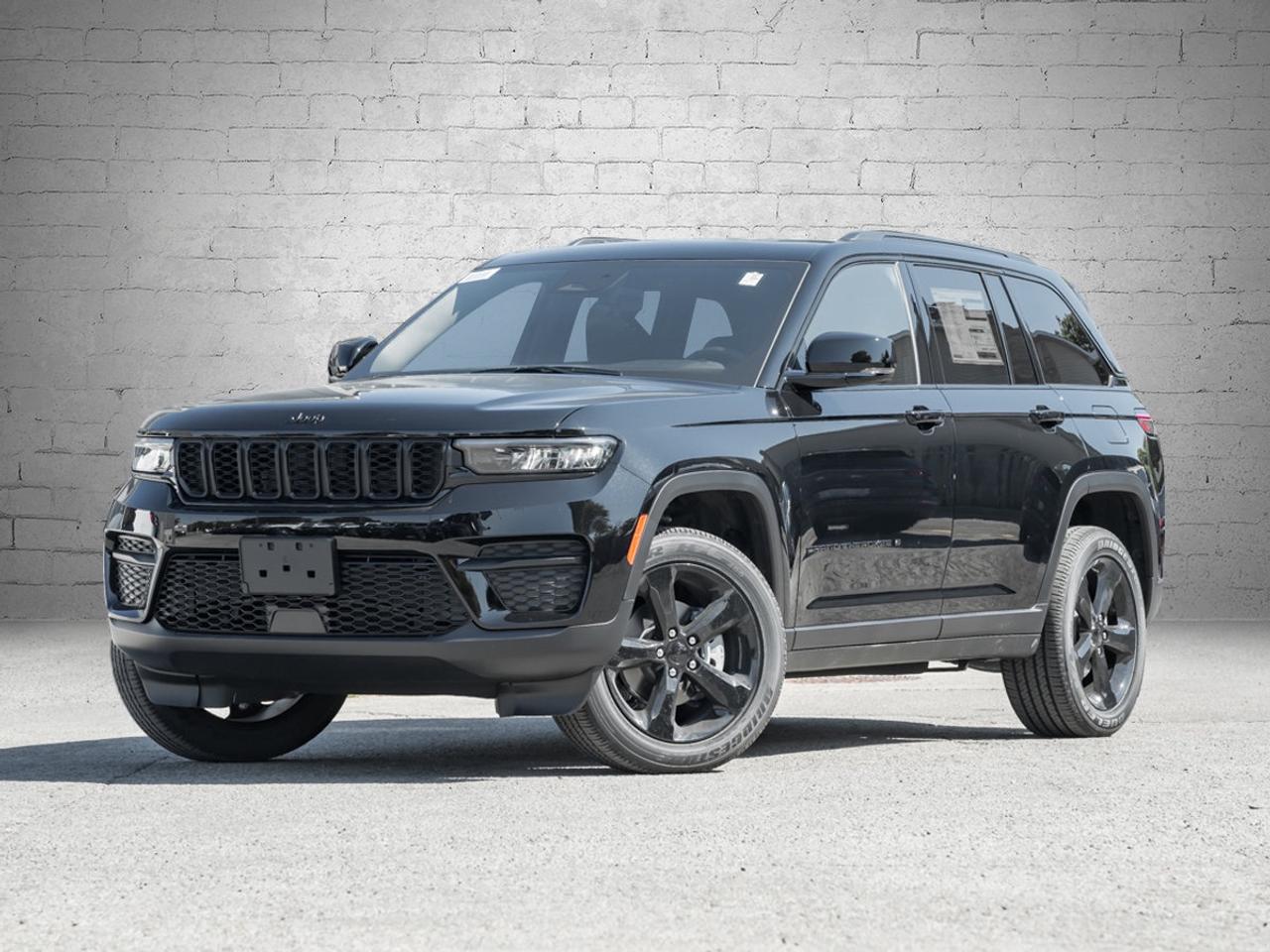 2025 Jeep Grand Cherokee Laredo Altitude Photo0