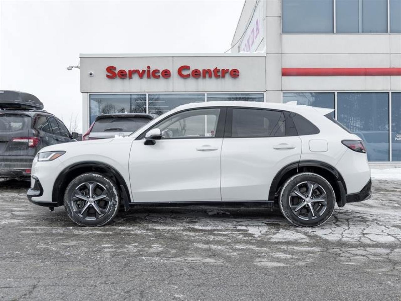 2025 Honda HR-V EX-L NAVI Photo