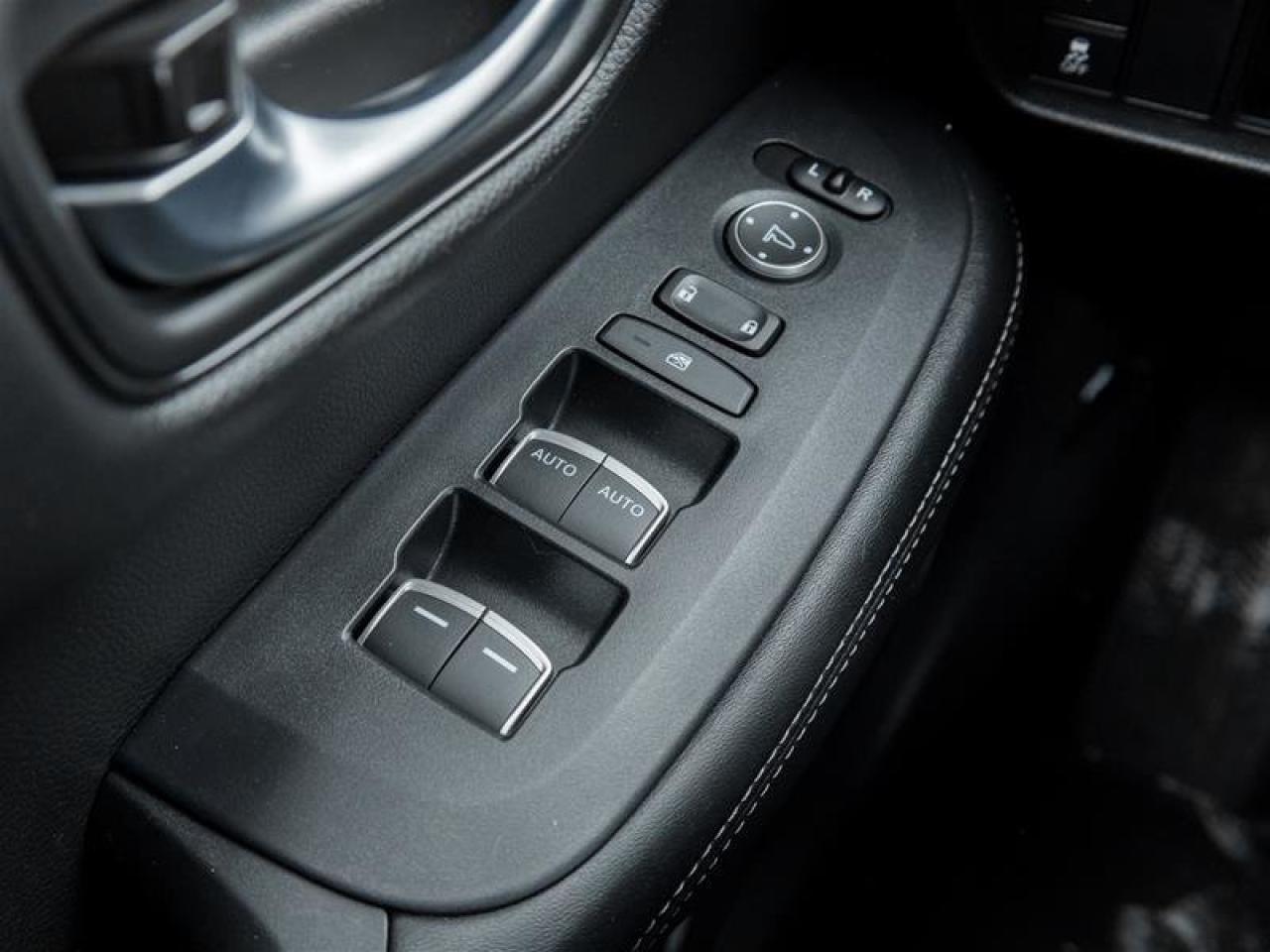 2025 Honda HR-V EX-L NAVI Photo