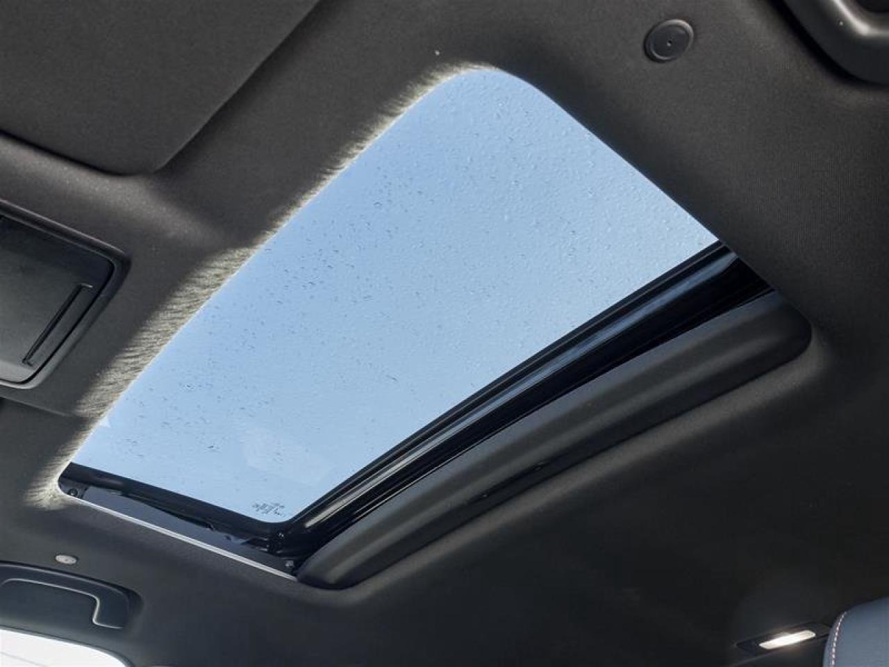 2024 Honda CR-V Hybrid Touring Photo